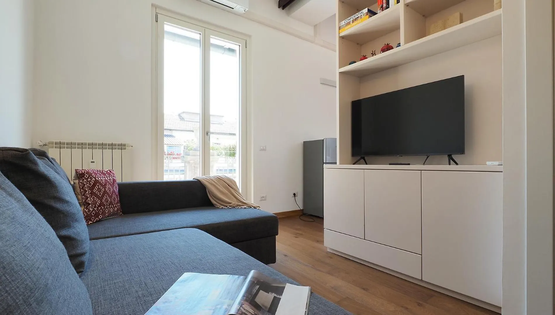 Contempora Apartments - Loft Via Podgora, 3 Milán 0*,  Italia